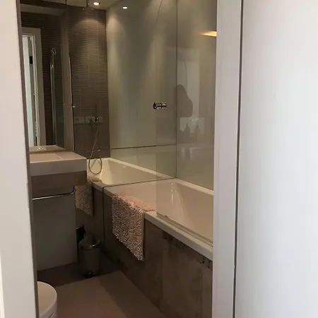 V Eurovea S Uzasnym Vyhladom Na Dunaj Bratysława