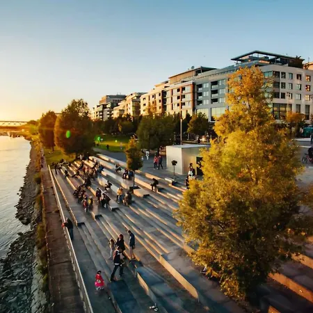 Apartmán V Eurovea S Uzasnym Vyhladom Na Dunaj